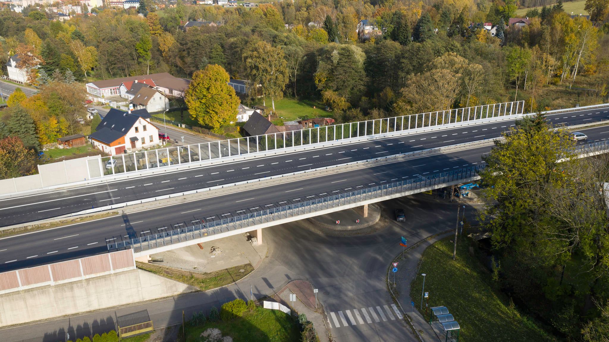 foto staveb rekonstrukce mostu dronem